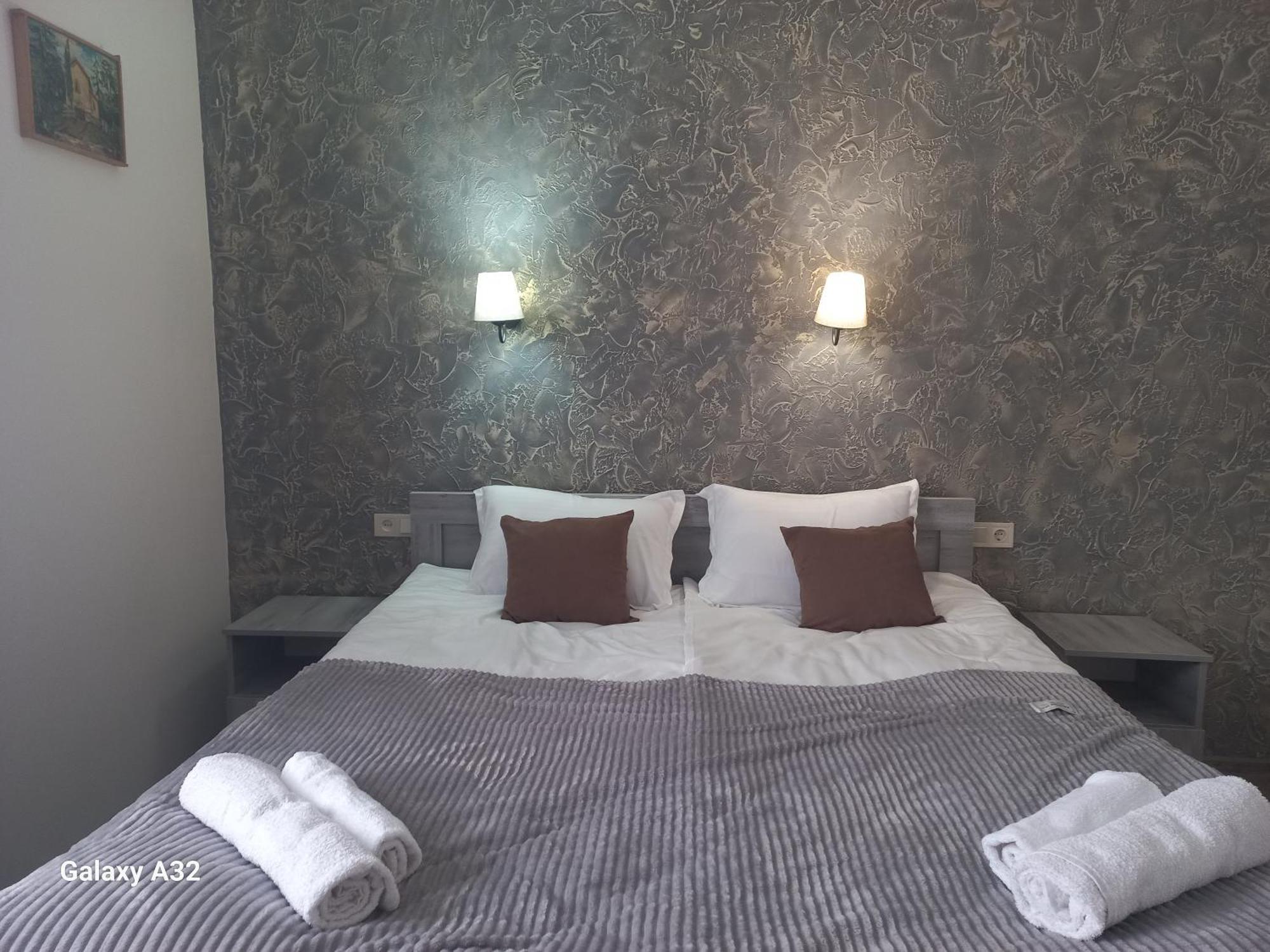Ninama Hotel Mestia Room photo